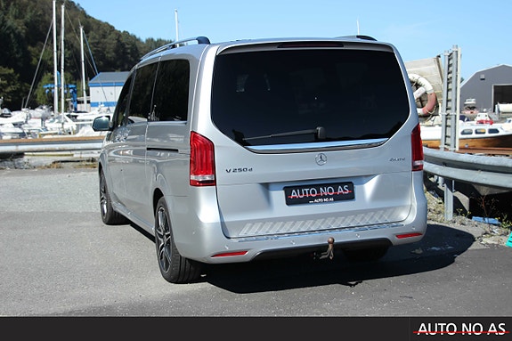 Mercedes-Benz V250 d 4 of 30
