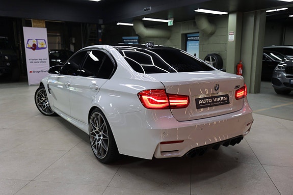 BMW M3 6 of 30