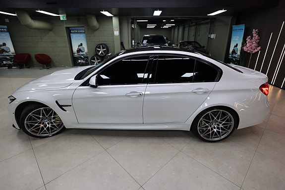 BMW M3 13 of 30
