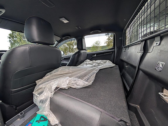 Isuzu D-max 20 of 26