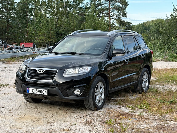 Hyundai Santa Fe 2 of 18