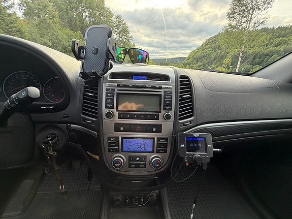 Hyundai Santa Fe 9 of 18