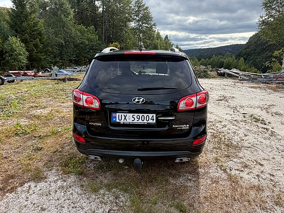 Hyundai Santa Fe 11 of 18