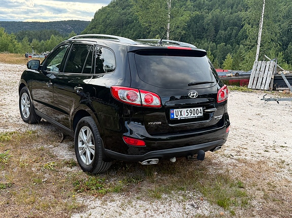 Hyundai Santa Fe 16 of 18