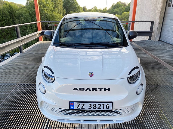 Fiat 500 2 of 30
