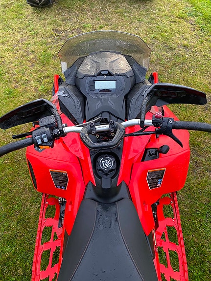 Ski-doo Expedition Xtreme 850 E-TEC 5 of 6