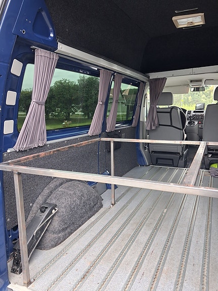 Volkswagen Transporter 12 of 30