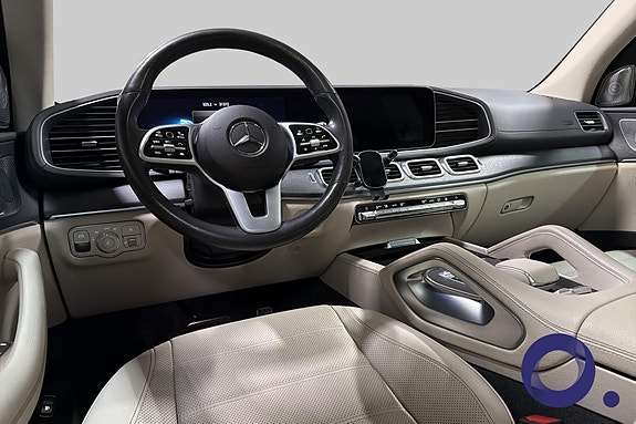 Mercedes-Benz GLS400 d 27 of 30