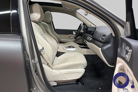 Mercedes-Benz GLS400 d 23 of 30