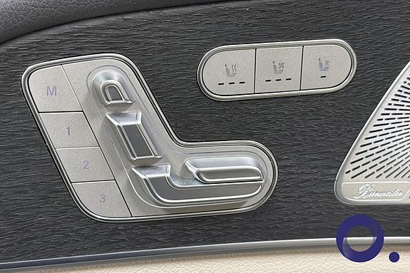 Mercedes-Benz GLS400 d 17 of 30