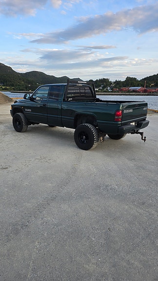 Dodge RAM 3 of 22