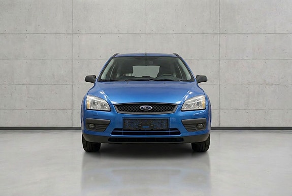 Ford Focus 2 of 12