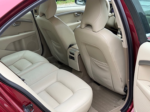 Volvo S80 28 of 30