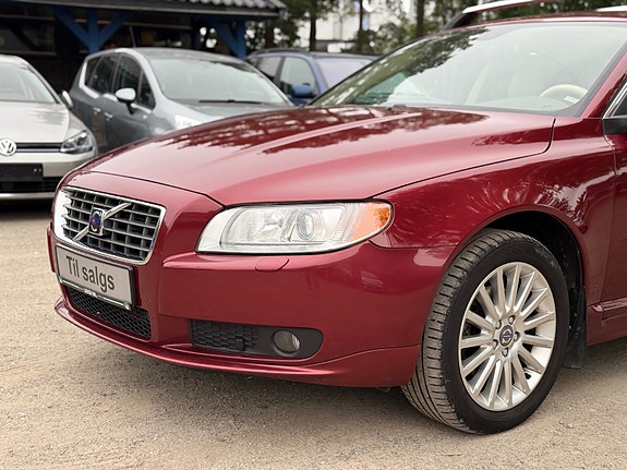 Volvo S80 8 of 30