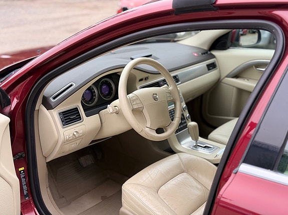 Volvo S80 19 of 30