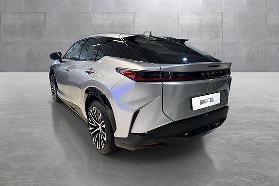 Lexus RZ450e 3 of 21