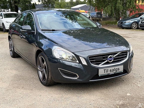 Volvo S60 5 of 30