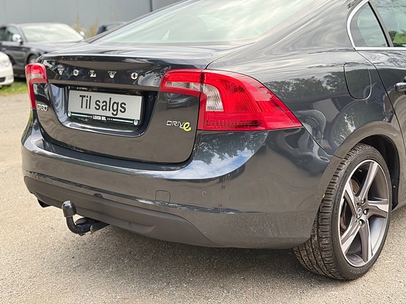 Volvo S60 16 of 30