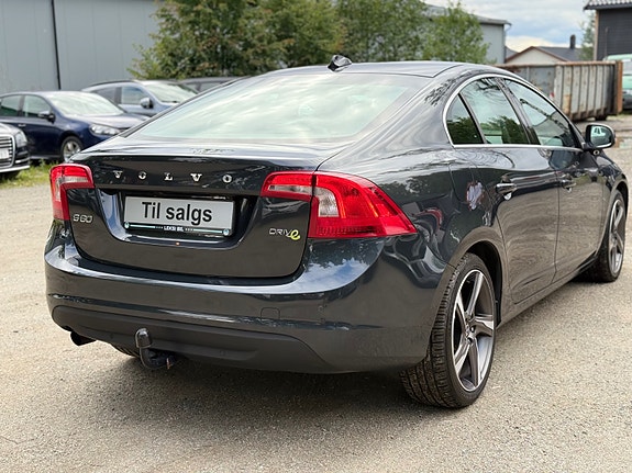Volvo S60 10 of 30