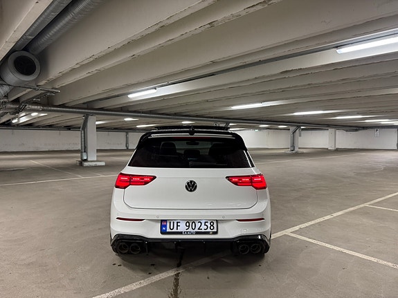 Volkswagen Golf VIII 6 of 18
