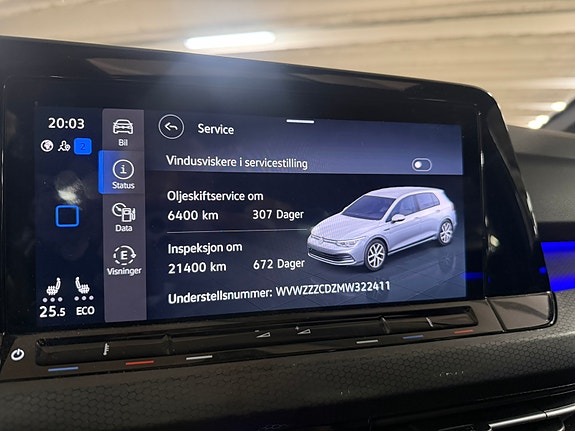 Volkswagen Golf VIII 18 of 18