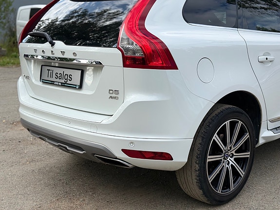 Volvo XC60 18 of 30