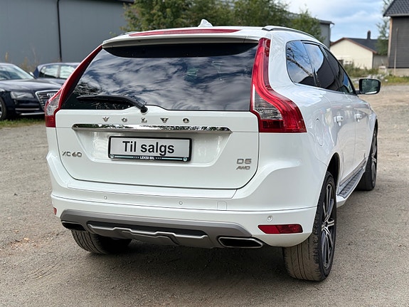 Volvo XC60 12 of 30