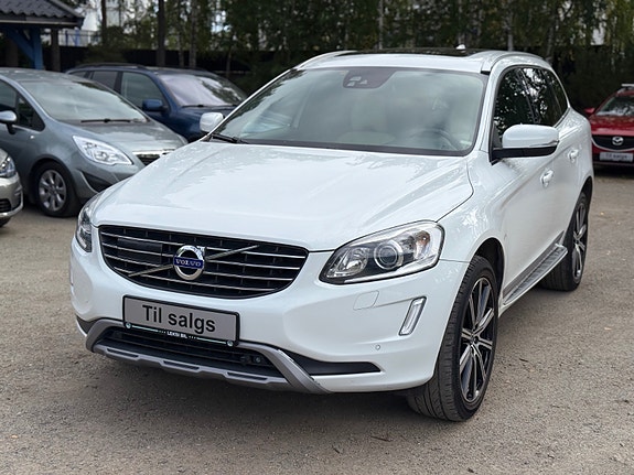 Volvo XC60 2 of 30