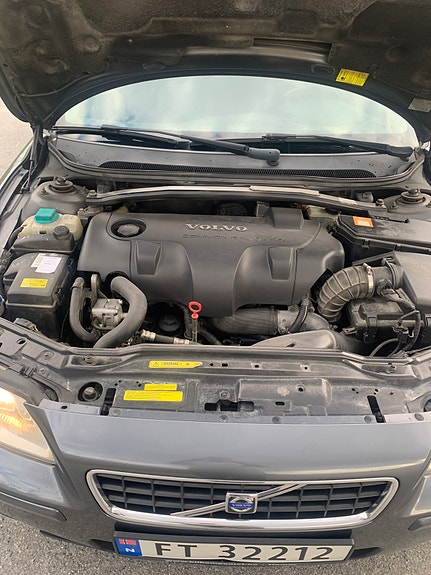 Volvo S60 6 of 9