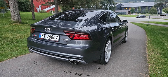 Audi A7 9 of 24