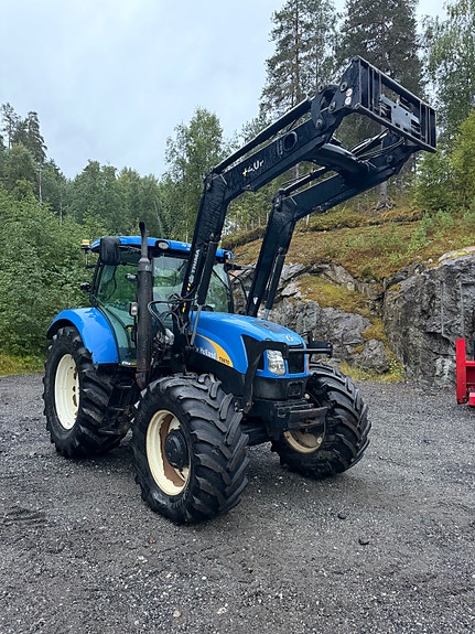 New Holland T6070 5 of 30
