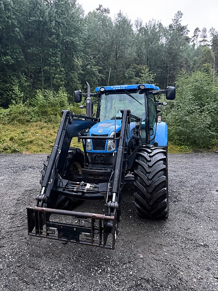 New Holland T6070 24 of 30