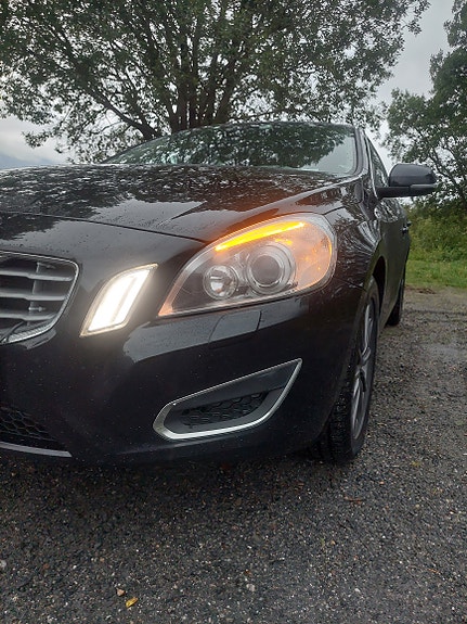 Volvo S60 3 of 8