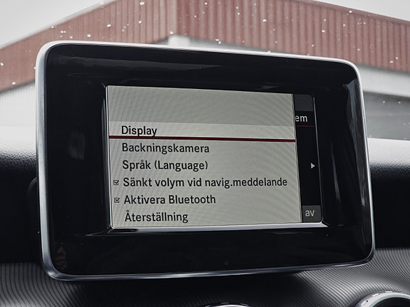 Mercedes-Benz GLA220 23 of 30