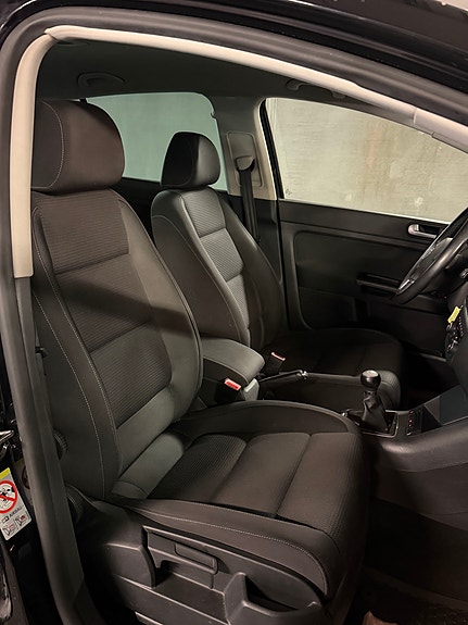 Volkswagen Golf Plus 23 of 28
