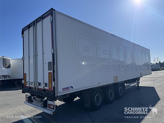 Schmitz Cargobull Reefer Multitemp 2 of 14