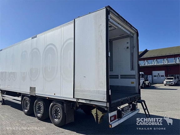 Schmitz Cargobull Reefer Multitemp 6 of 14
