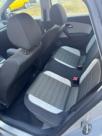 Volkswagen Polo Cross 4 of 10