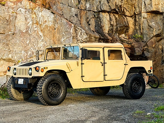 Hummer Andre 2 of 22