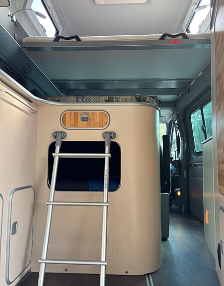 Ford Nugget Westfalia 6 of 14