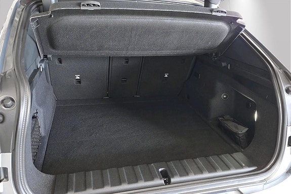 BMW iX2 5 of 26