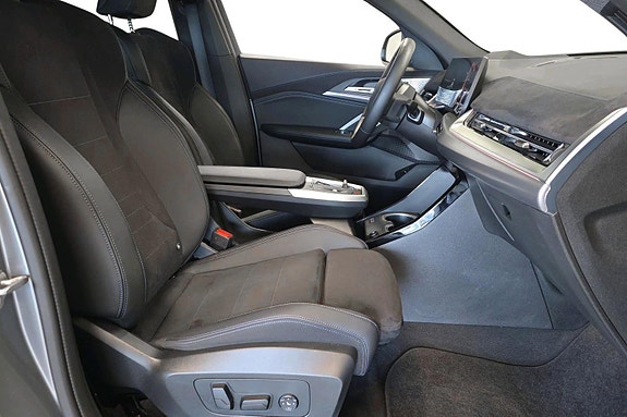 BMW iX2 23 of 26