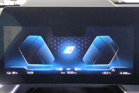 BMW iX2 10 of 26