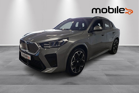 BMW iX2 19 of 26