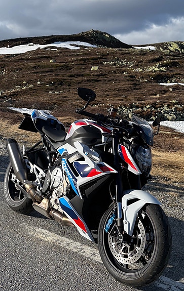 BMW M 1000 R 10 of 13