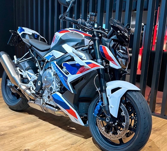 BMW M 1000 R 12 of 13