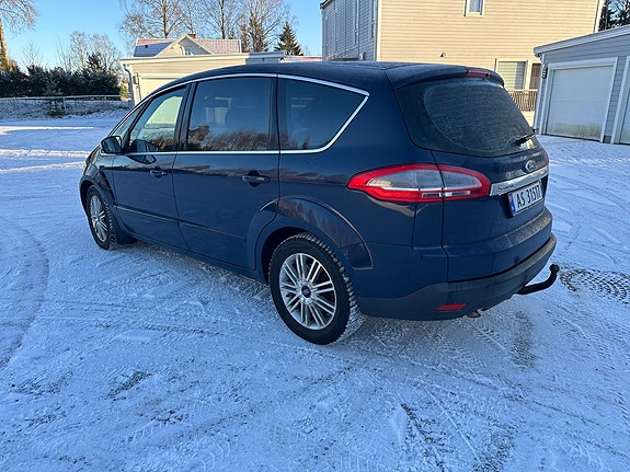 Ford S-MAX 8 of 8