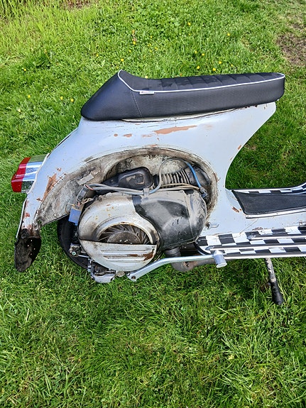 Vespa VESPA 10 of 16
