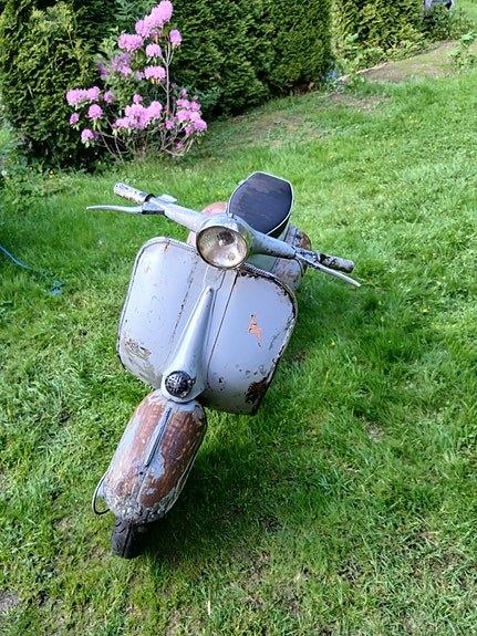 Vespa VESPA 7 of 16