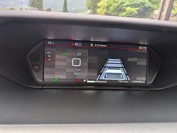 Citroen Grand C4 Picasso 23 of 30